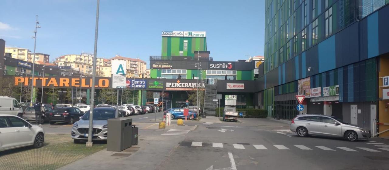 Il Viaggiante Mare 350 M - Quadrilocale - Centro Commerciale - Universita -Porto Costa Crociere E Corsica Ferries Savona Eksteriør billede